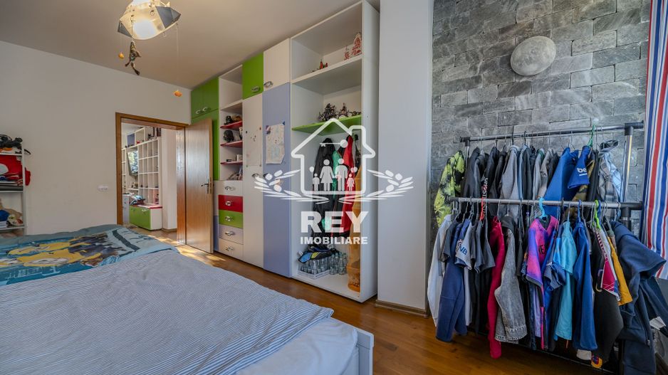 De Vânzare Vila Superba la liziera parcului Sub Arini - Poză 11