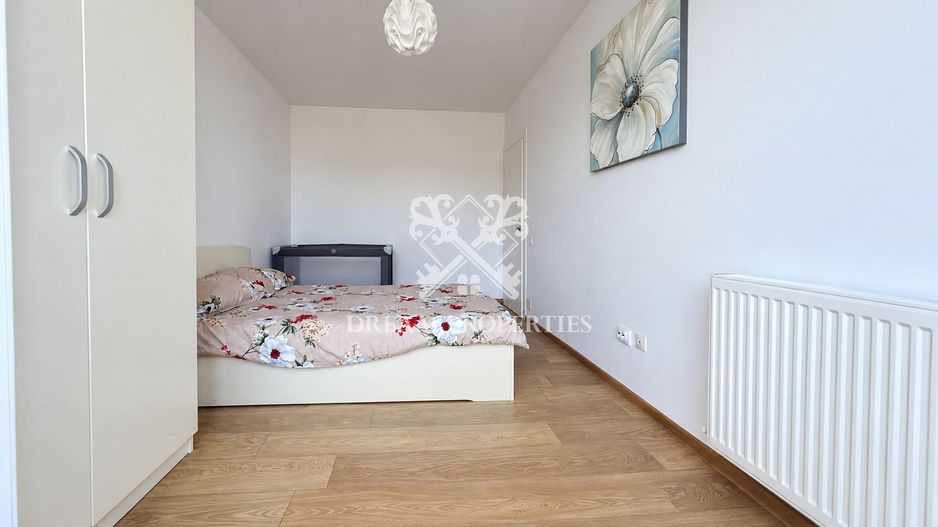 Apartament semidecomandat cu 3 camere, balcon, parcare, zona VIVO - Poză 2