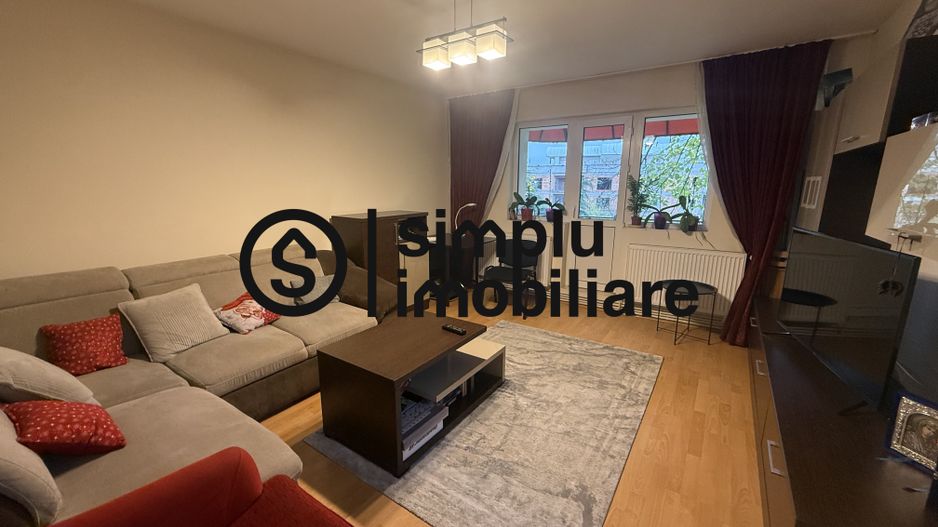 Apartament 3 camere decomandate Central et 2/4 - Poză 1