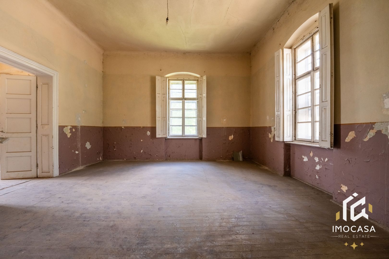 Vila Conac boieresc contelui Fabia 1920 de vânzare Păuliș Arad 2,4 ha - Poză 11