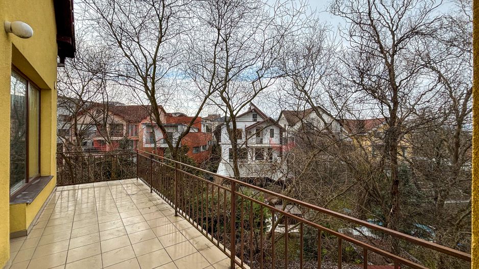 Spatios - Terasa mare cu Priveliste - Andrei Muresanu - Poză 8