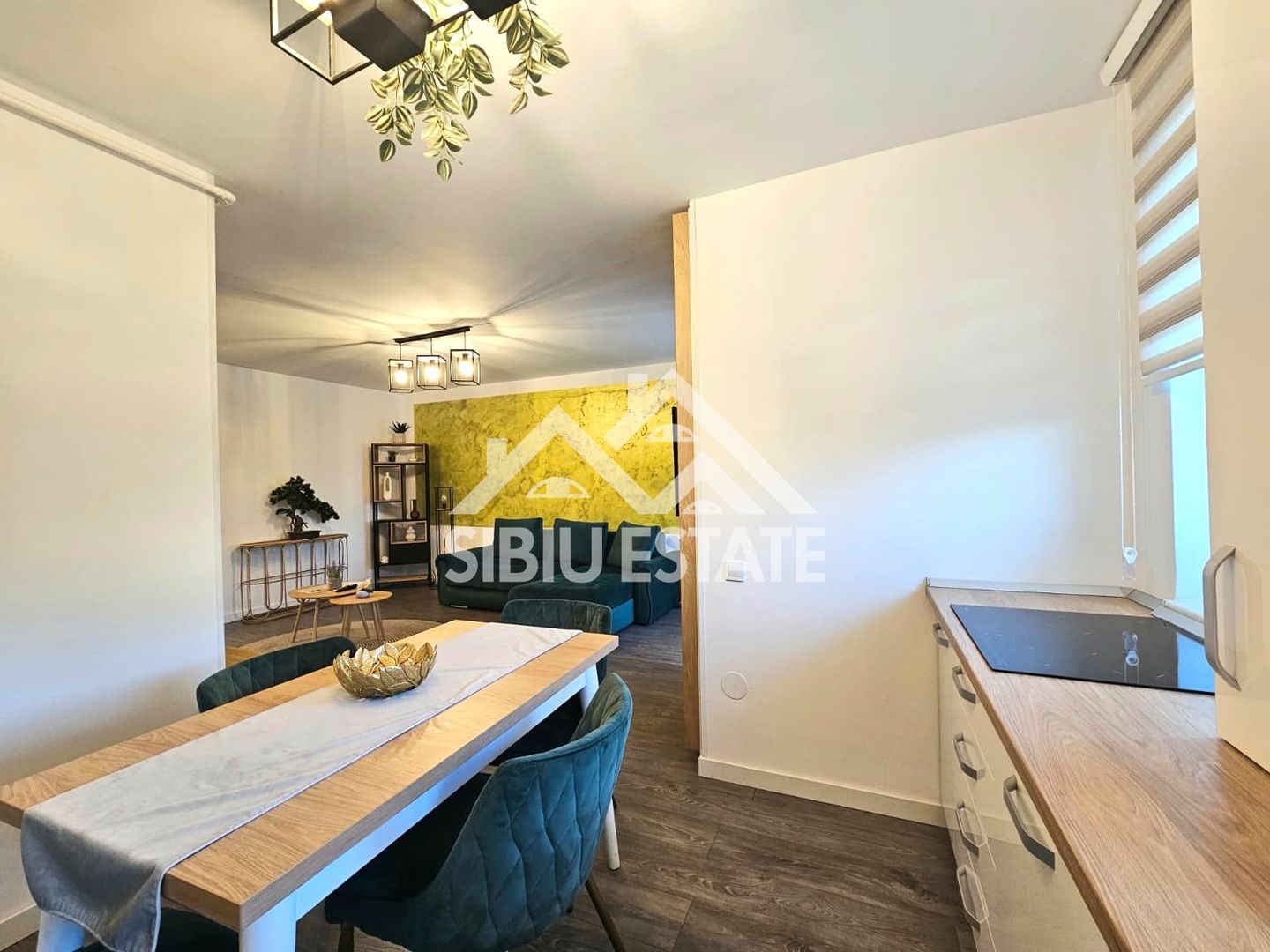 Apartament Sibiu 3 camere, lift - Poză 2