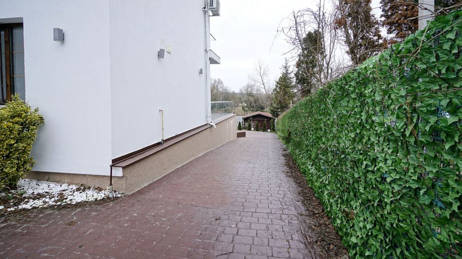 👉 Vilă spectaculoasă pe lac – Ghermănești | 573 mp | Terasă, ponton, - Poză 31