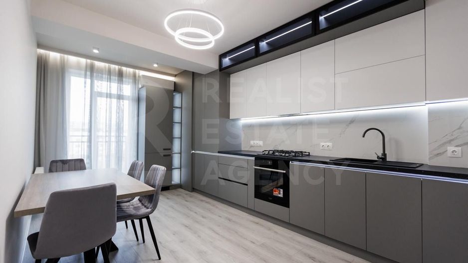 Vânzare, apartament, 2 camere + living, strada Jubiliară, Codru - Poză 2