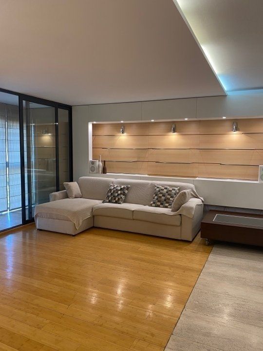 Apartament 3 camere Piata Dorobanti - Poză 1