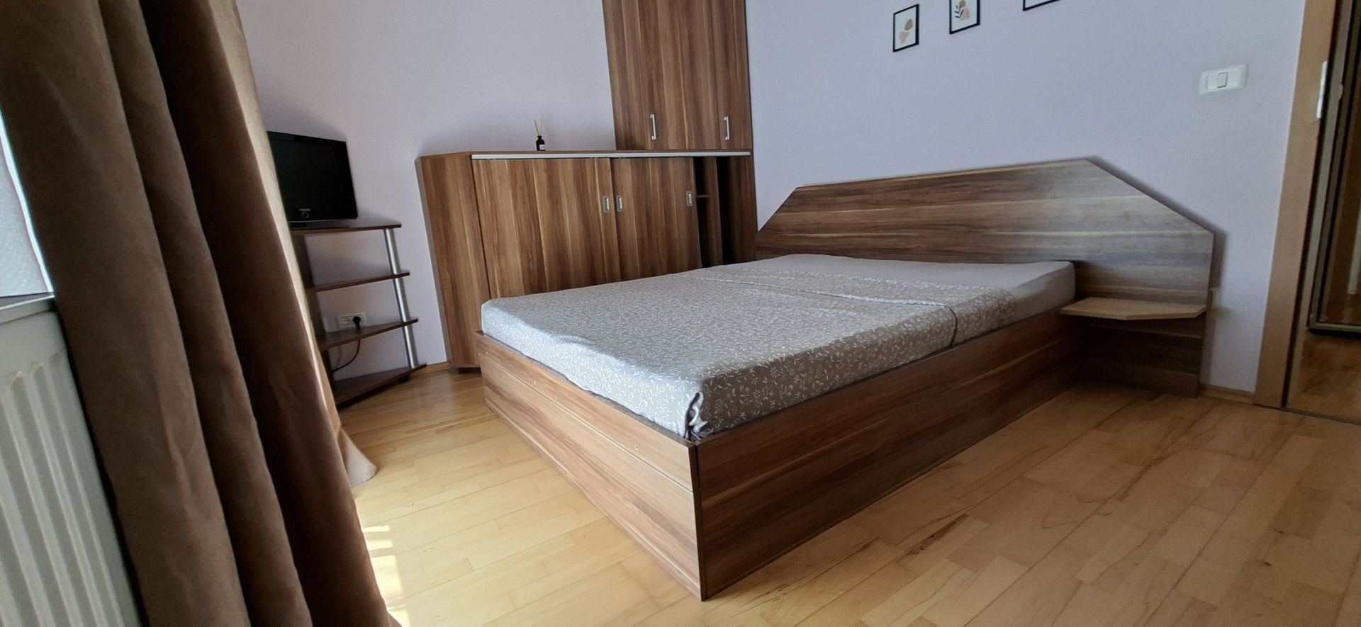 Apartament cu 2 camere si loc de parcare - Torontalului - Poză 12
