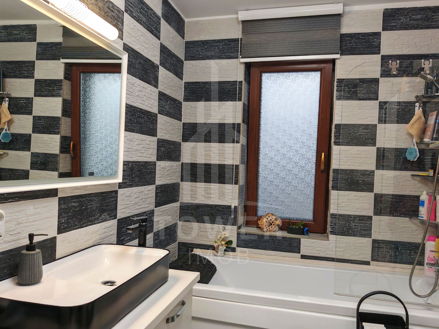 Penthouse 116 mp, terasă generoasă- vedere panoramică, compartimentare excelenta - Poză 13