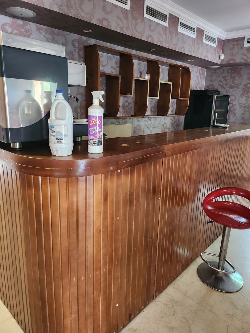 PIPERA/VOLUNTARI  Vilă 3 Nivele Curte & Locuri de Parcare - Gata de Rebranding! - Poză 3