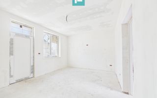 Apartament la casă în Pârneava - Poză 8