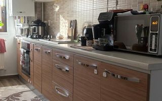 Apartament 2 camere decomandat cu mansarda locuibila, zona Hlincea, bloc 2017 - Poză 5