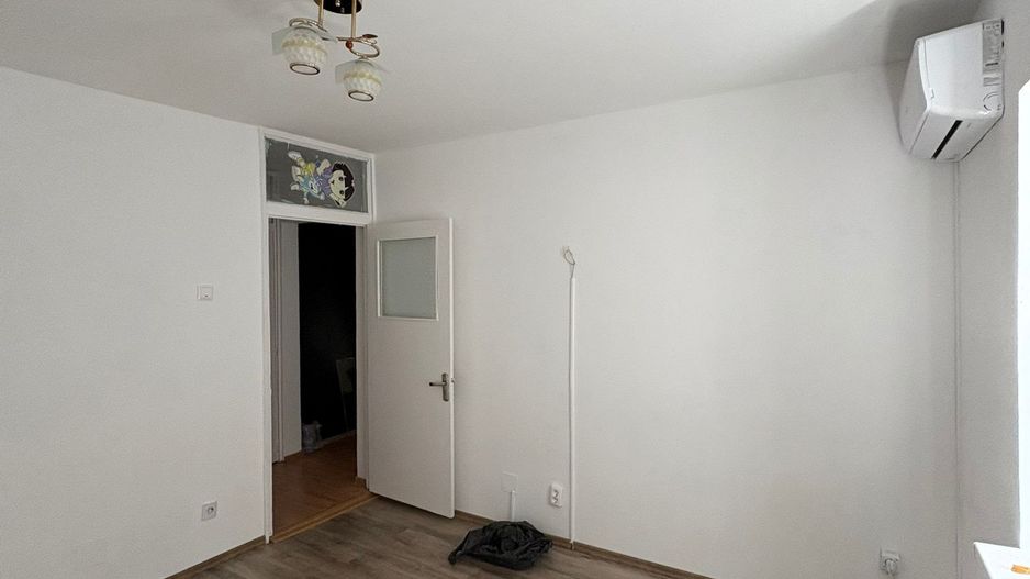 De inchiriat apartament cu 2 camere nemobilat, I. C. Frimu, etaj 3, 300 Eur - Poză 6