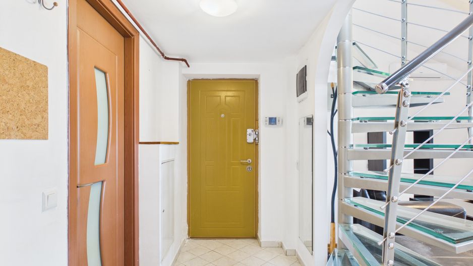 Studio Loft | de vanzare | Calea Calarasilor | Vedere panoramica - Poză 2