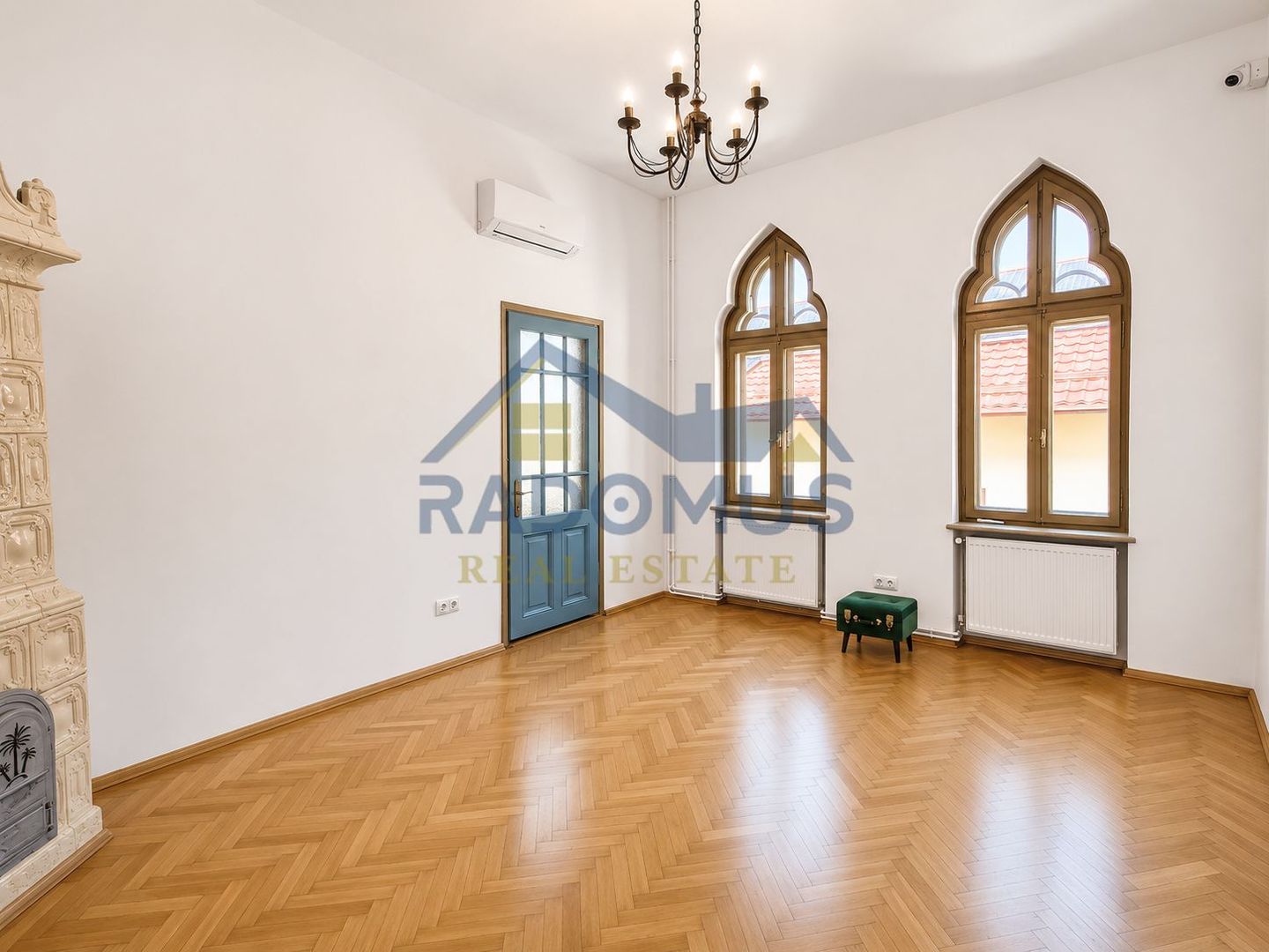Spațiu Comercial | Centru | 3 Camere | 100 mp | Etaj 500/ Mansarda 400 - Poză 4