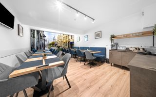 Cladire multifunctionala de vanzare – Hotel aproape de Piata Cipariu! - Poză 1