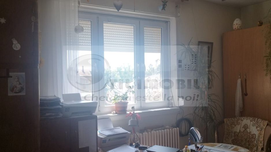 Ap 2 camere, 62 mp, central, etaj 1/2 ,loc de parcare - 190.000 € neg - Poză 3