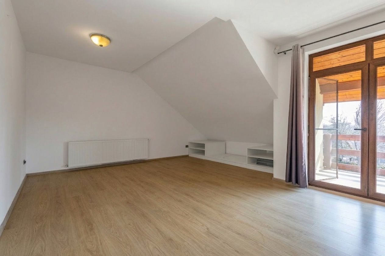 Casă cu 4 dormitoare în Ronaț | 181 mp utili | Garaj | Teren 345 mp - Poză 15