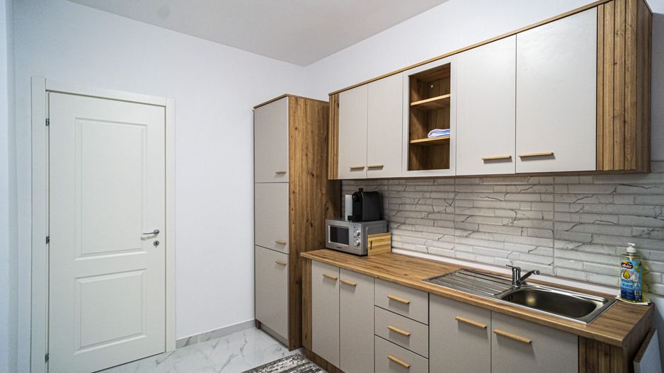 Prima inchiriere 2 Camere, decomandat, etaj 4, 6 minute METROU Preciziei - Poză 8