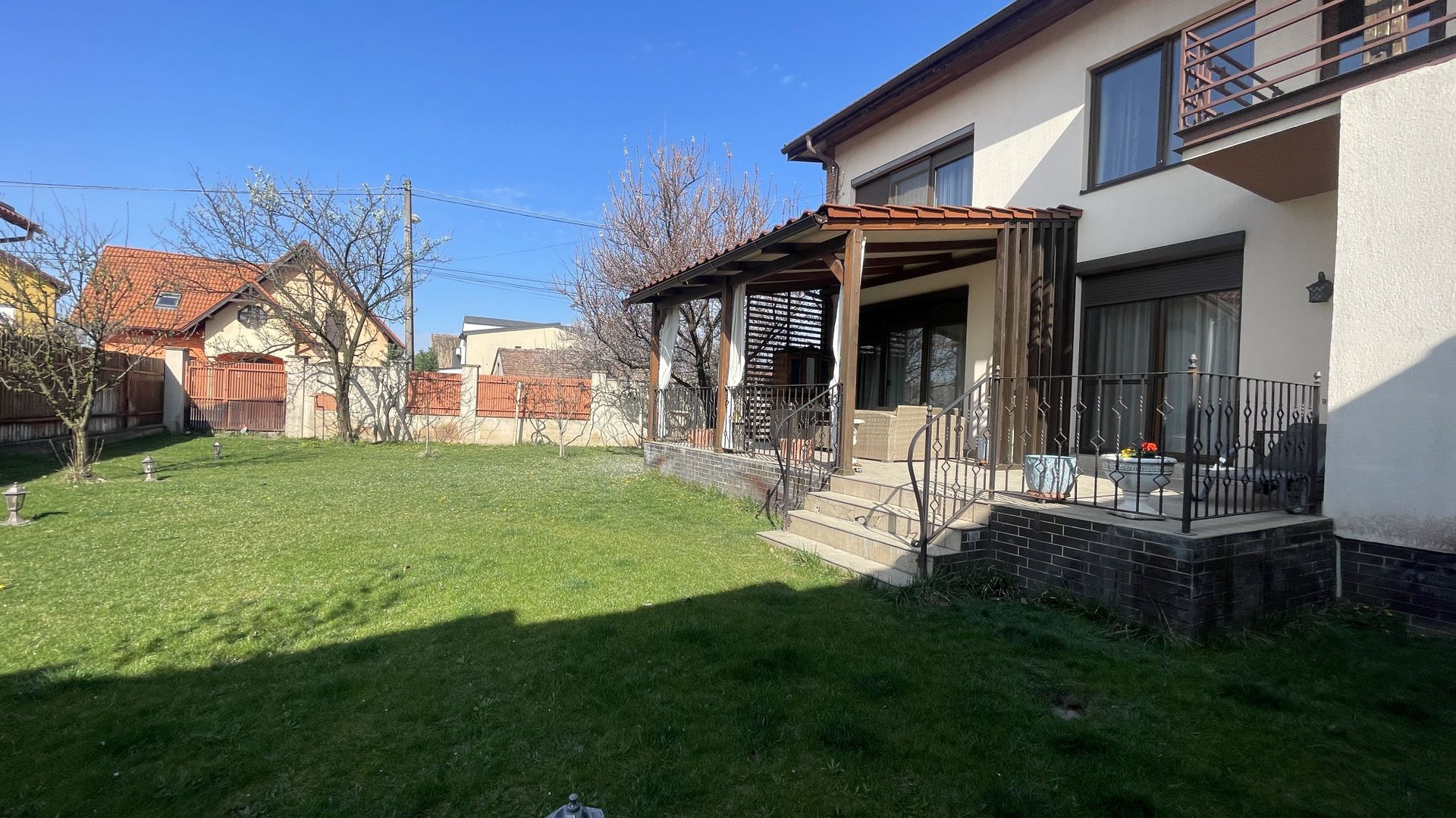 Casa eleganta si luminoasa,situata in zona de case -Mehala - Poză 38