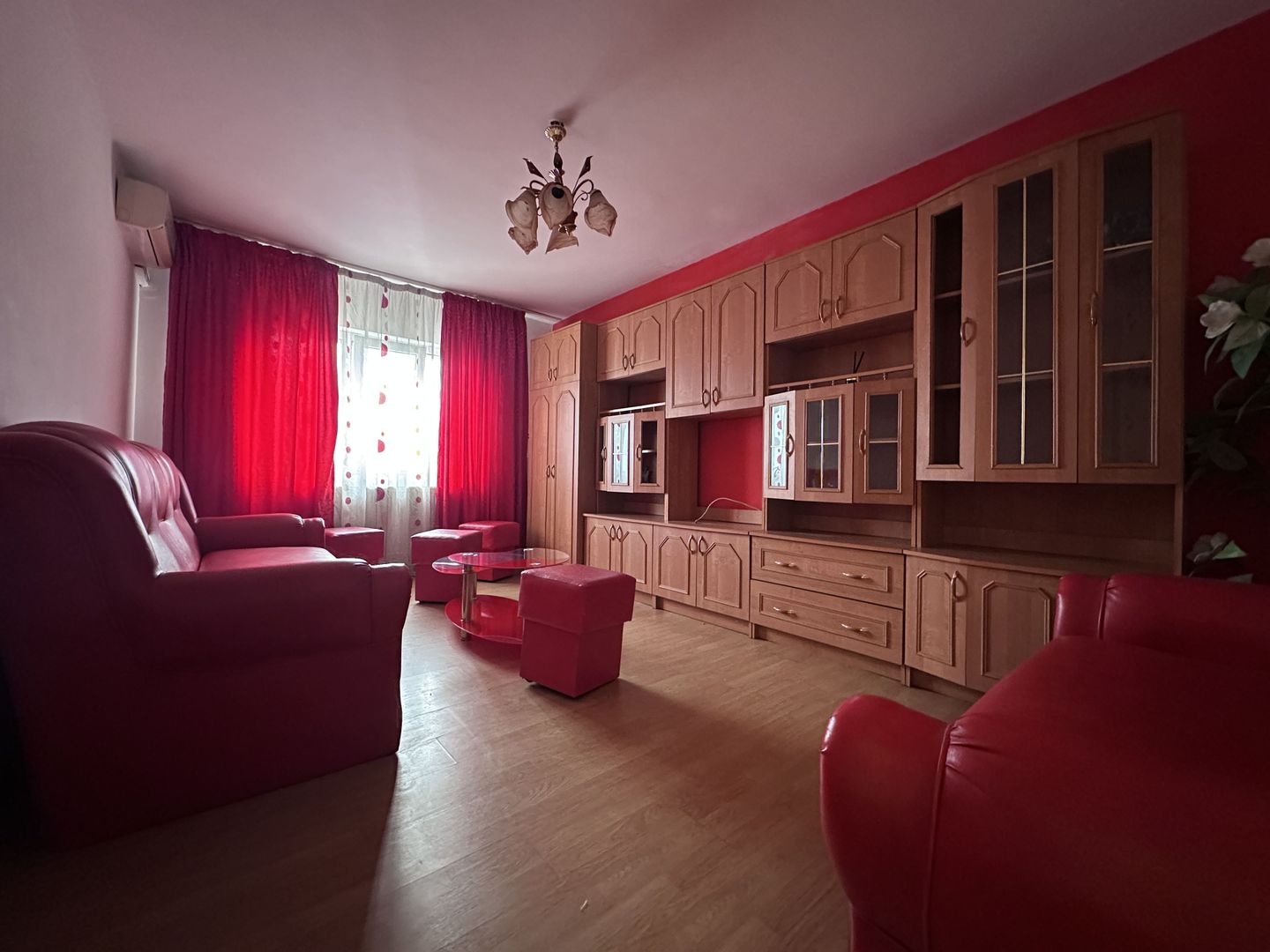 De vânzare! Apartament spațios cu 3 camere! - Poză 3