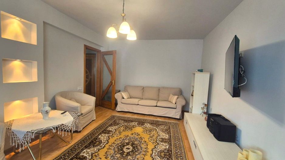 Centru Civic, apartament pretabil familie sau studenti. - Poză 3