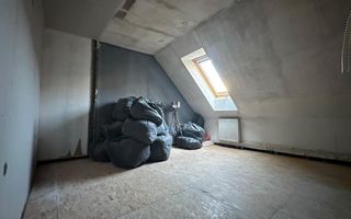 Unitate locativa tip casa insiruita – Zona Eroilor, Floresti - Poză 9