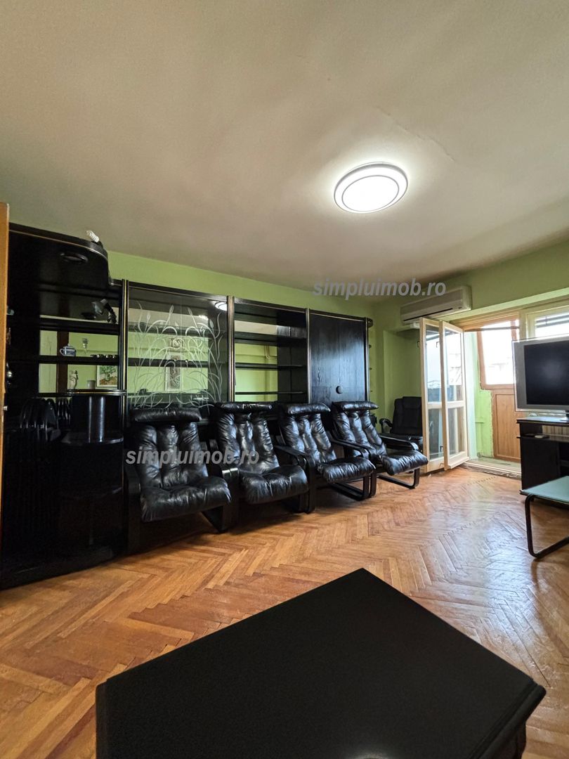 Unirii Decebal 3 camere decomandat 80 mp - Poză 1