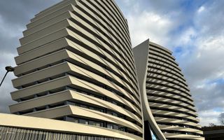 Vanzare 2 camere, Zorilor, ansamblul WINGS, garaj - Poză 1