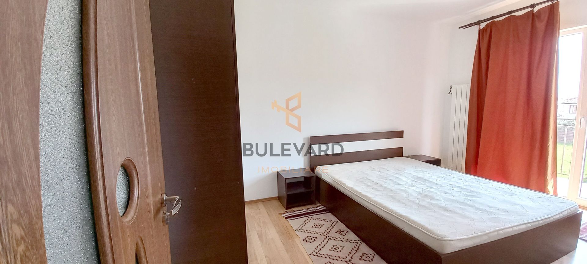 Apartament cu 2 camere decomandate, zona strazii Florilor! - Poză 2