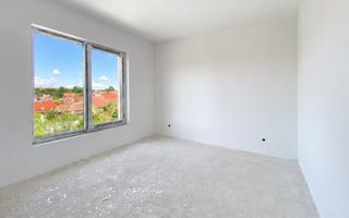 Duplex 4 camere -intabulat- teren 300 mp  -Locație Centrală, Sura Mică - Poză 6