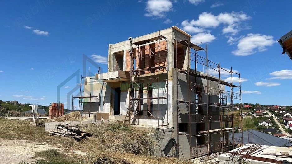 Casă vilă individuală cu 4 camere în Valea Adânca, teren 500 mp - Poză 3