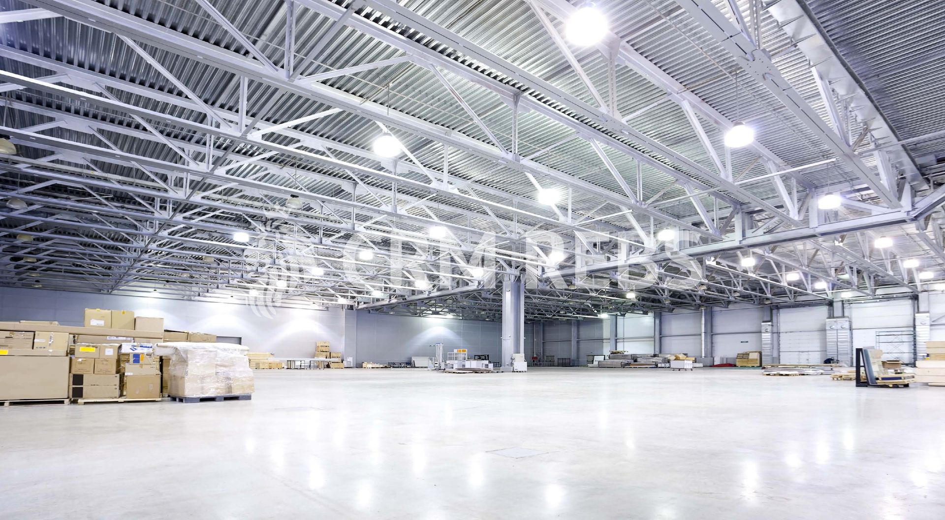 Hala spatioasa de inchiriat - Poză 2