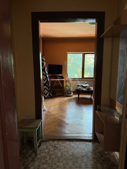 Apartament la casă, zona Piata Cipariu. - Poză 2