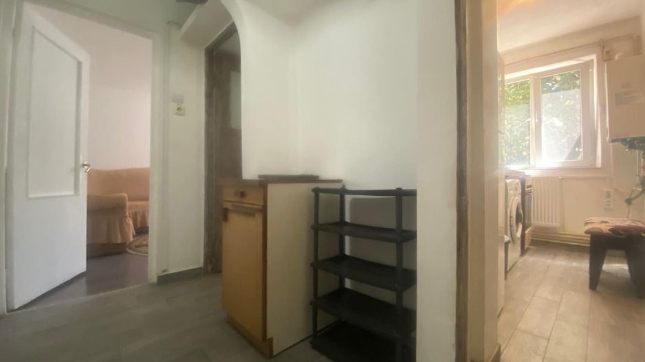 Etajul 3! Inchiriere apartament cu 2 camere in Targoviste - micro 11 - Poză 10