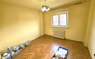 Apartament 4 camere, etaj 1, cu garaj si boxa, zona Scolii M. Eminescu - Poză 6