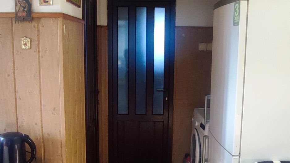 Apartament cu 3 camere in Craiter - Poză 6