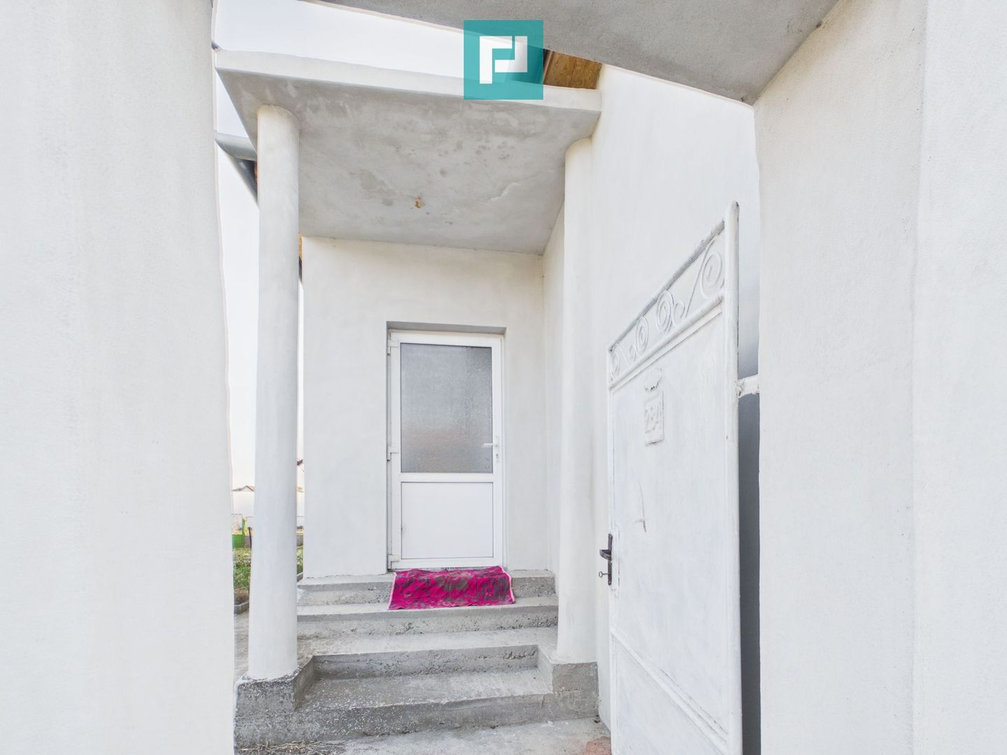 Casă cu 5 camere și teren 957 mp în Olari - Poză 6