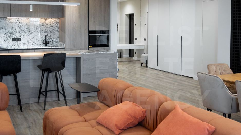 Vânzare, apartament, 2 odăi + living, str. Tricolorului, Centru - Poză 6