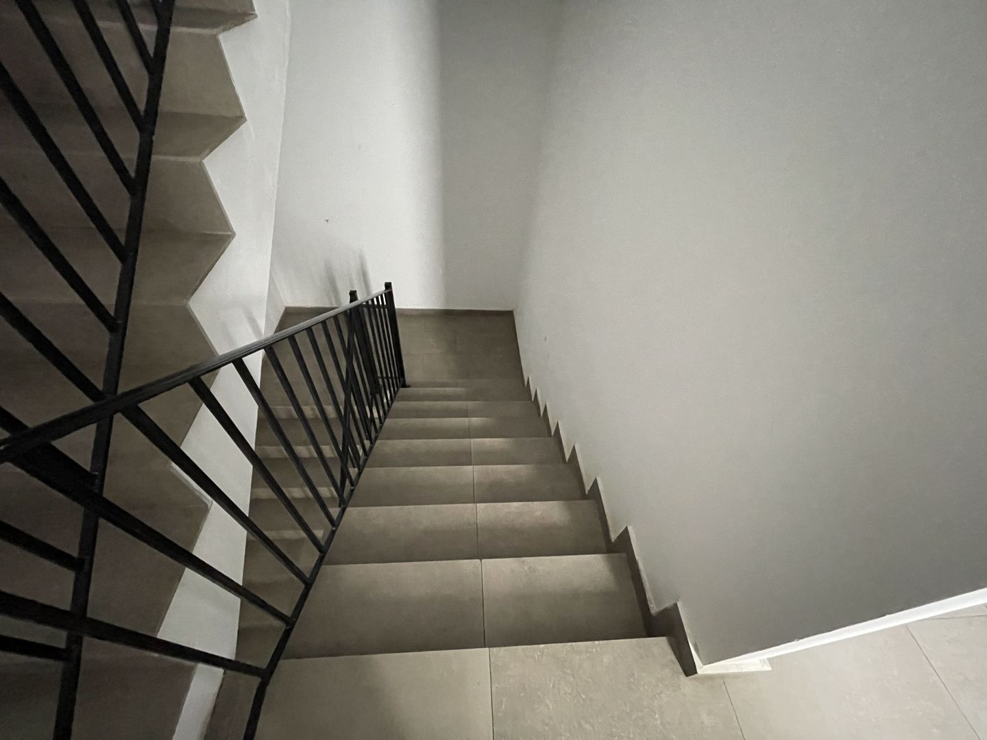 Apartament mobilat si utilat complet - Poză 13