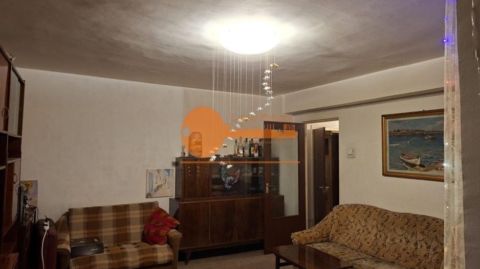Apartament cu 3 camere in zona Lujerului - Poză 2