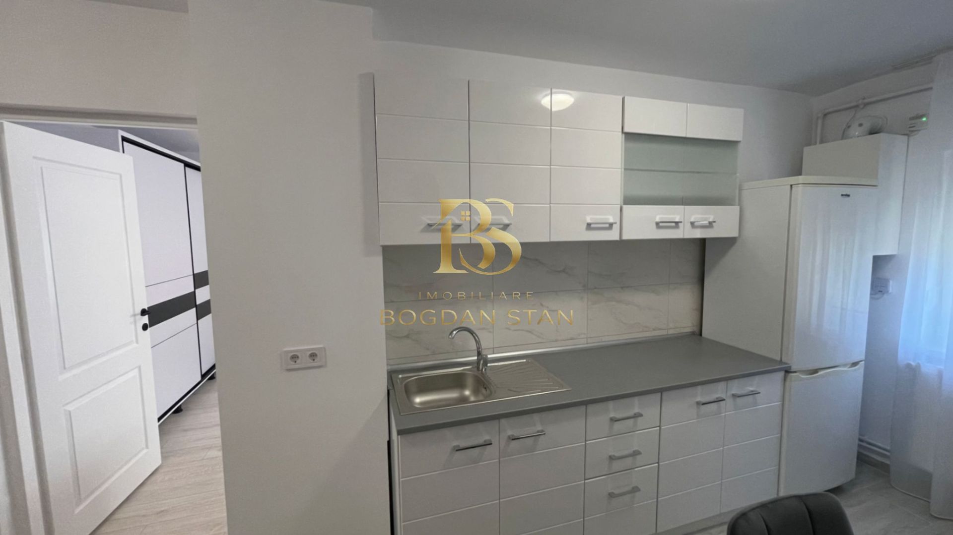Apartament 3 camere de închiriat | Etajul 2 | Zona Micro 17 - Poză 13