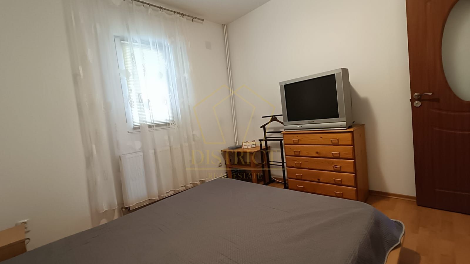 Casă 4 camere de închiriat | Curte mare | Dumbrăvița - Poză 7