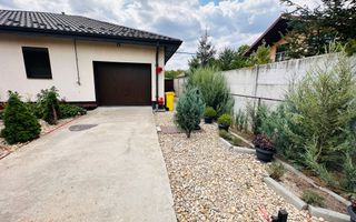 Parter cu structură pentru etaj, curte amenajată și organizare impeca - Poză 26