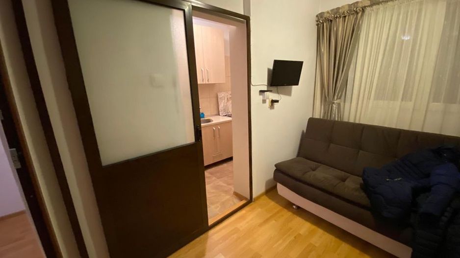 Închiriere Garsonieră transformată în 2 camere, utilată complet, etaj 9 - Poză 7