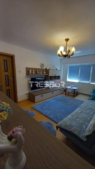 Apartament 3 camere, confort 0, etaj intermediar, Casa de Cultură - Poză 1