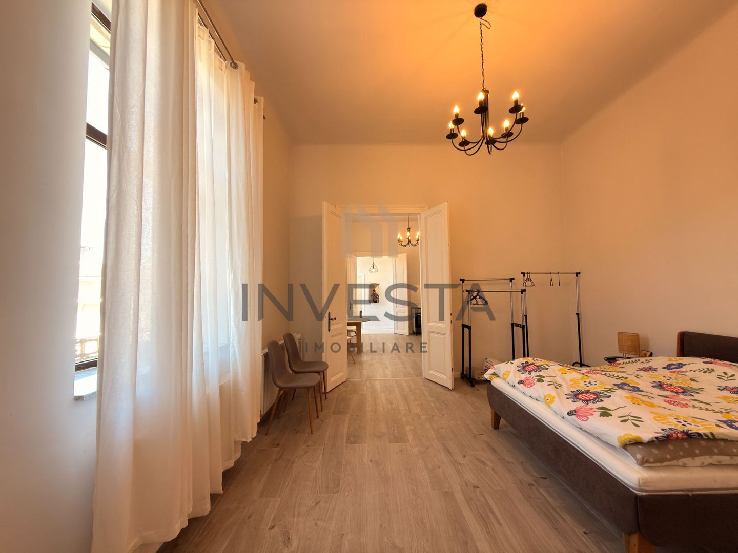 Apartament cu 3 camere si balcon, in Centru, langa Tribunal! - Poză 5