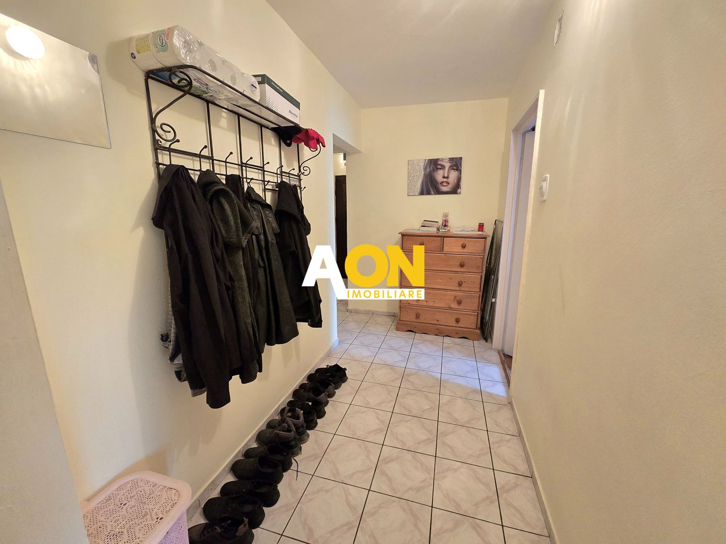 Apartament cu 3 Camere, Etaj Intermediar, Lift, Zonă Ultracentrală - Poză 6