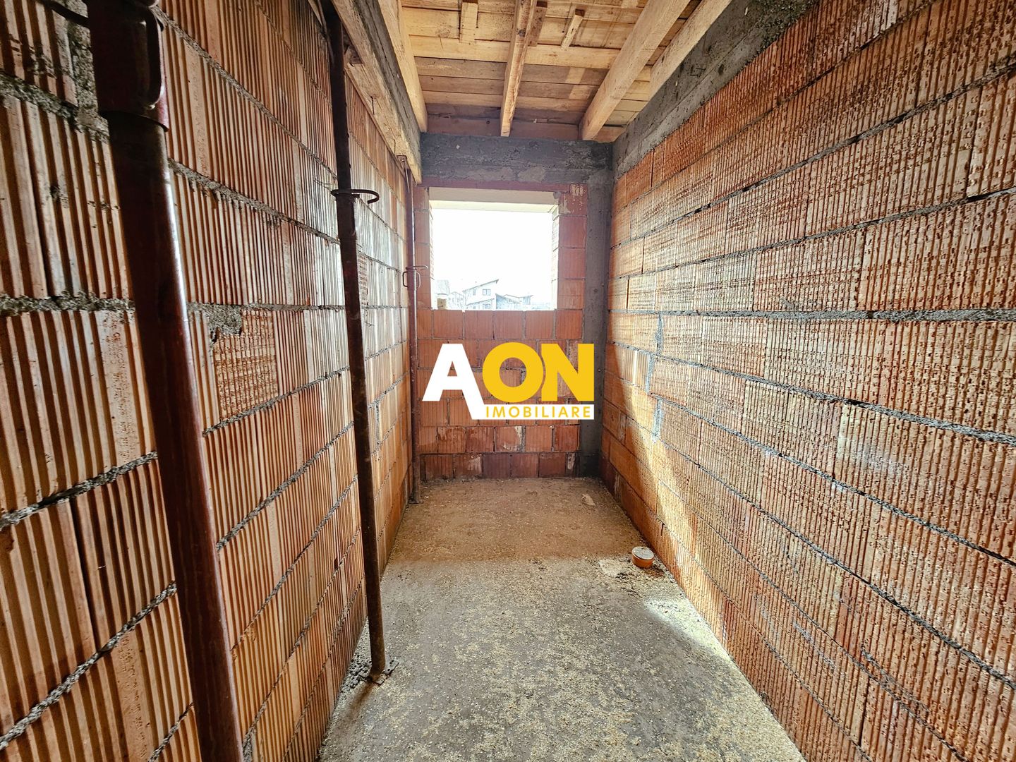 Casa 4 camere, 540 mp teren, predare la cheie, Cetate - Poză 9