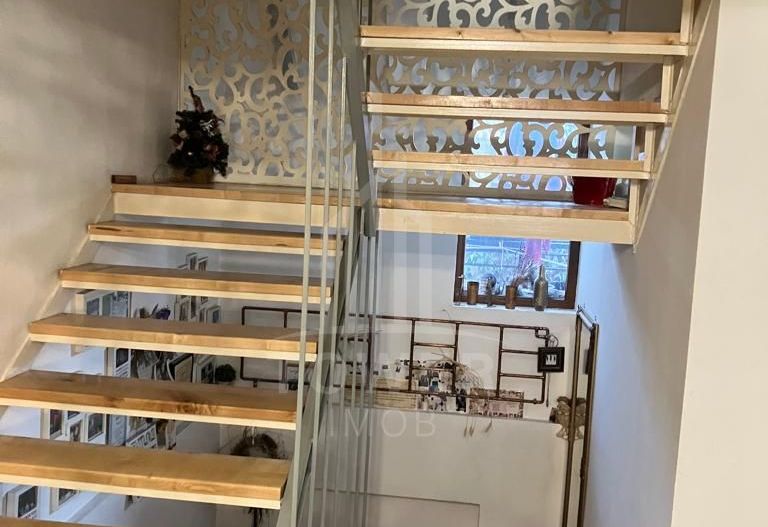 Apartament cu Terasă și Curte – 4 Camere, 120 mp Ultracentral - Poză 9