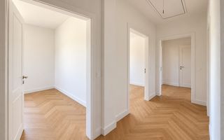 Despartit prin camera tehnica. 5 camere, 3 bai. Dotari premium. - Poză 10