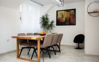 Apartament 3 camere | Etaj 1 | Renovat | Curte | Central - Poză 6